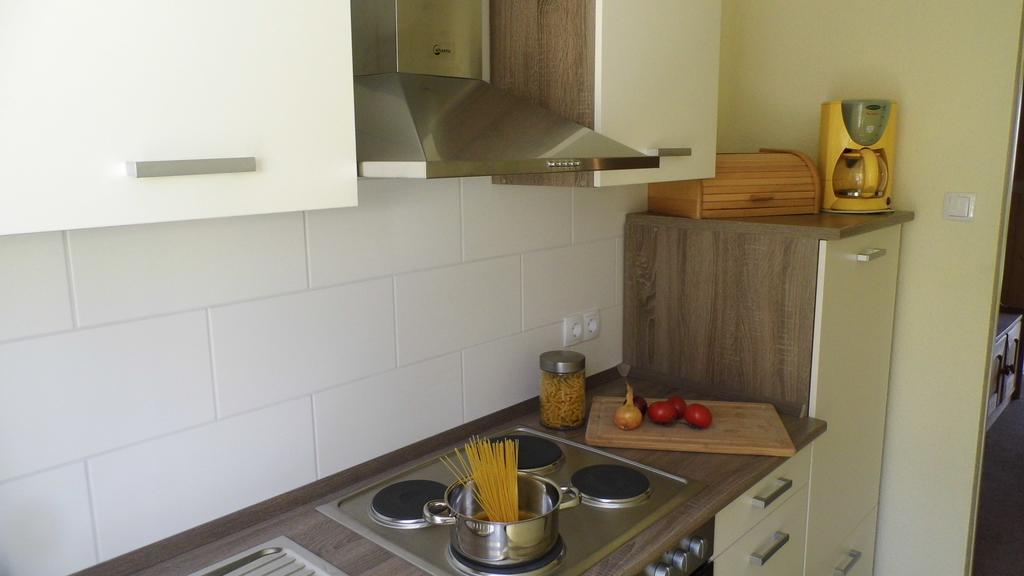 Ferienwohnung Seerose Neppermin Экстерьер фото
